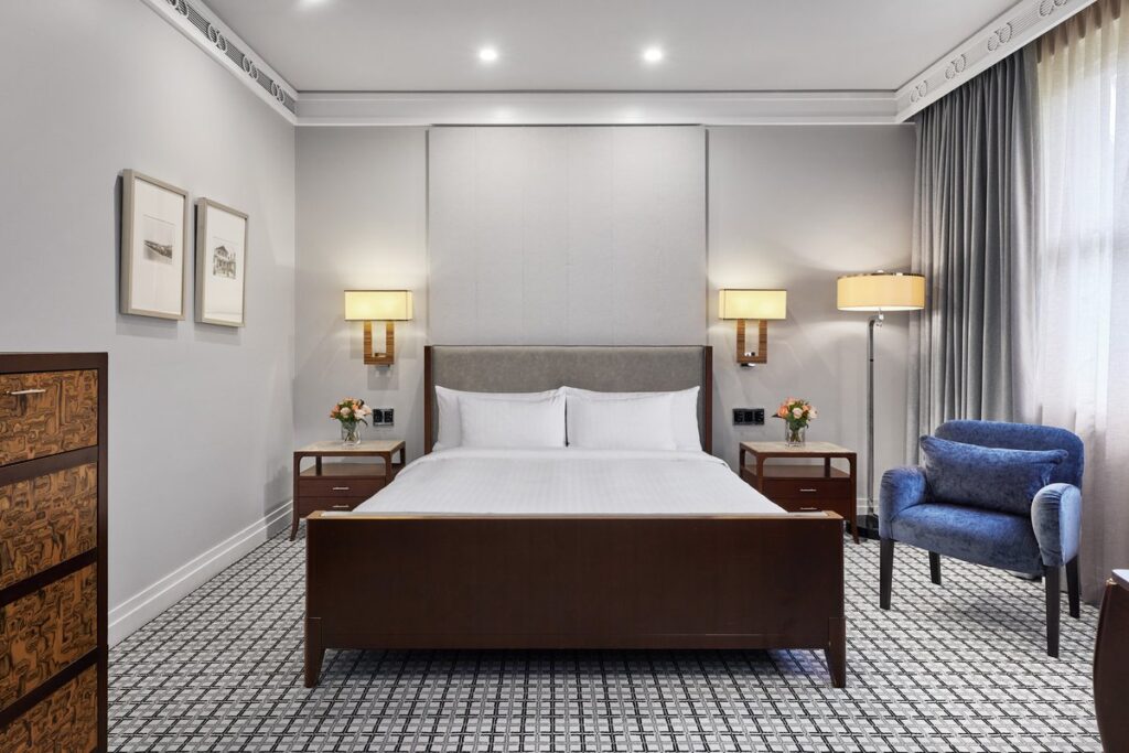 Heritage King room at Hyatt Hotel Canberra, Canberra