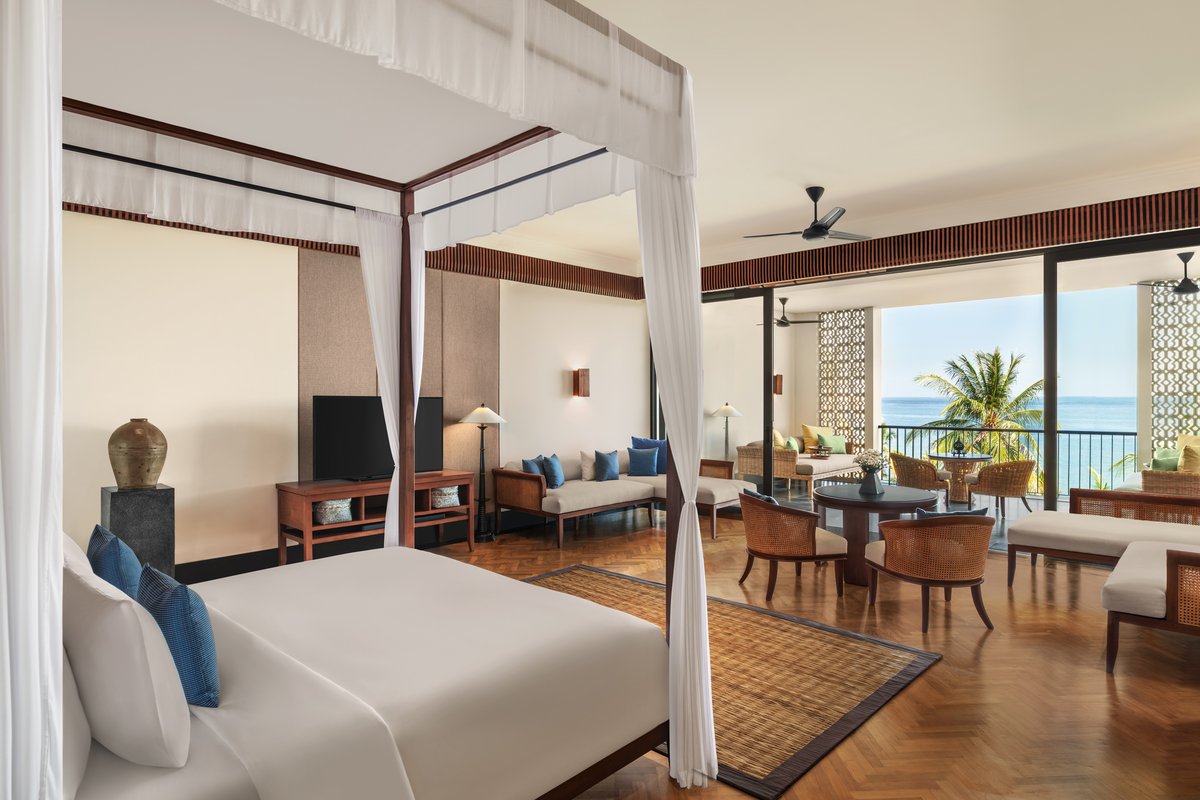 King bedroom in The Sira Deluxe Ocean View Suite, Lombok.
