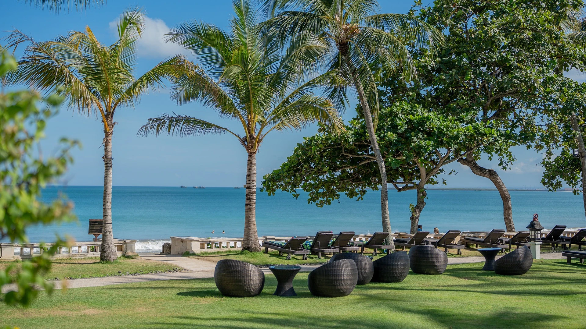 The beachfront at InterContinental Bali Resort - Luxury Escapes.