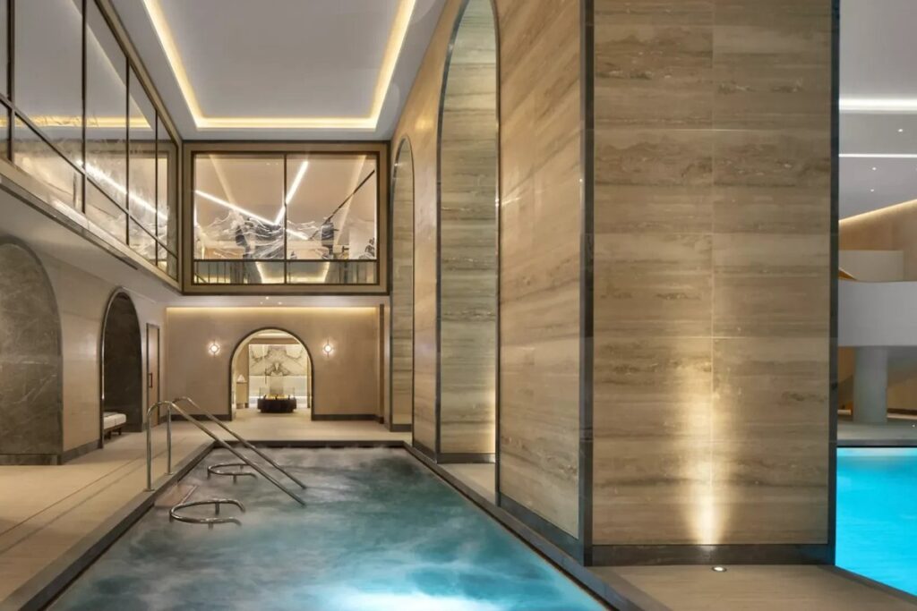 Dream by Luxury Escapes - L'hôtel de Londres avec un restaurant étoilé au Michelin et un spa sur quatre étages