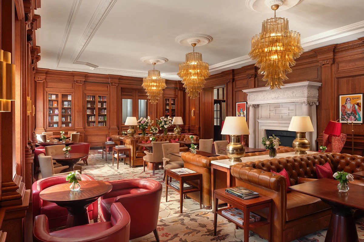 Restaurant bar at Raffles London at The OWO hotel