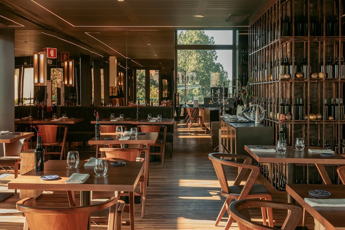 Hotel restaurant at Torel avantgarde, Porto