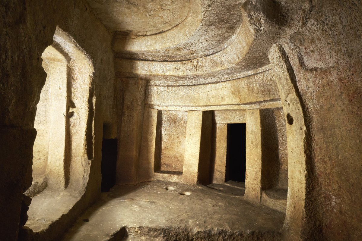 Ħal Saflieni Hypogeum chamber in Malta