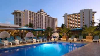 The pool at OUTRIGGER Waikiki Beachcomber Hotel