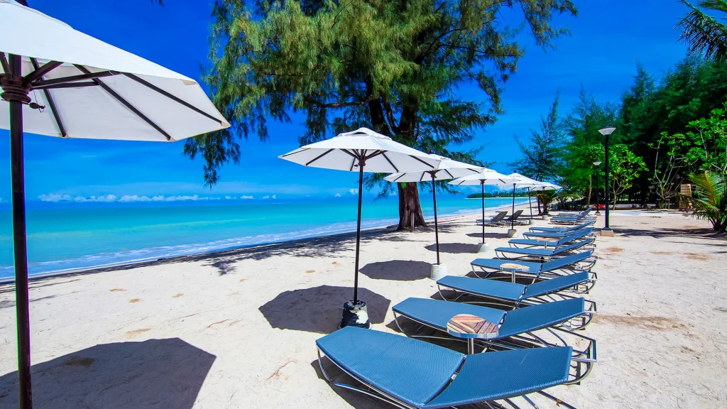 Graceland Khaolak Resort & Spa