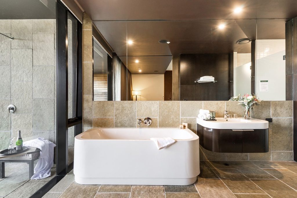 Dream by Luxury Escapes - Golf Mornings, Hot Spring-Hopping and Cellar Door Lunches: This Mornington Peninsula Hideaway Has Range